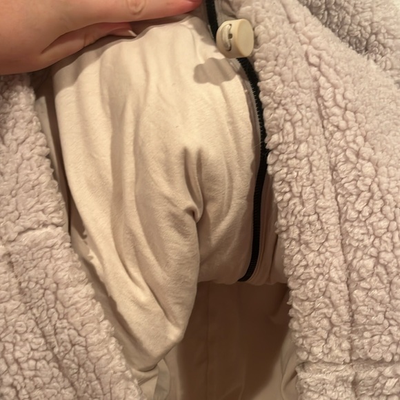 Lululemon cinchable fleece zip up size 6 white opal - Picture 9 of 9